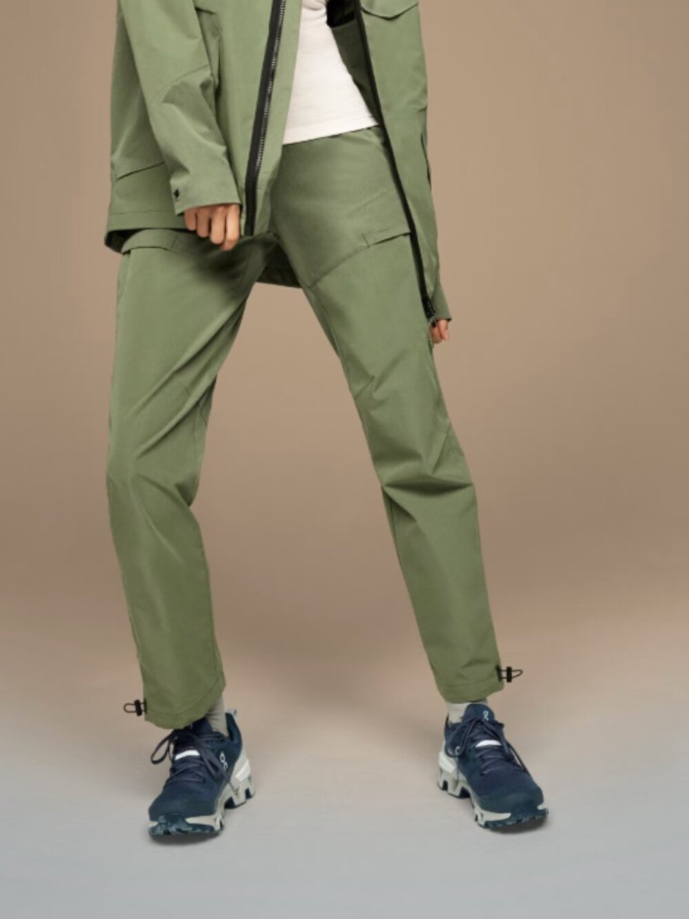 On Running - Explorer Hiking Pants - XS - Picture 3 of 5